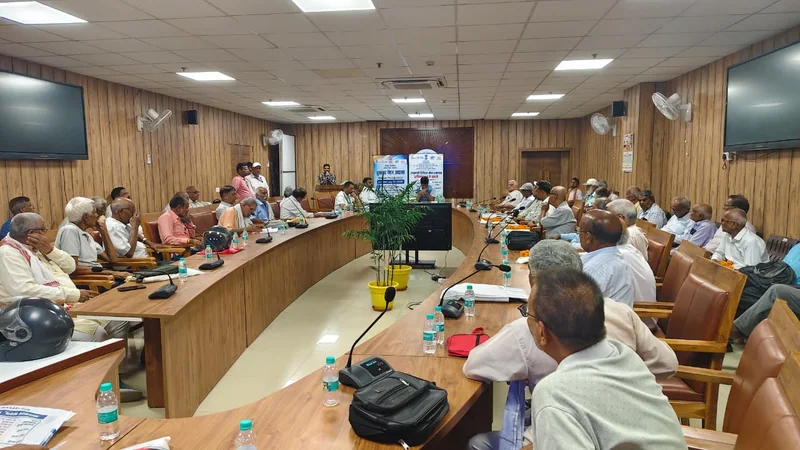 गोरखपुर में पेंशन अदालत सह जीवन प्रमाण कैम्प का आयोजन